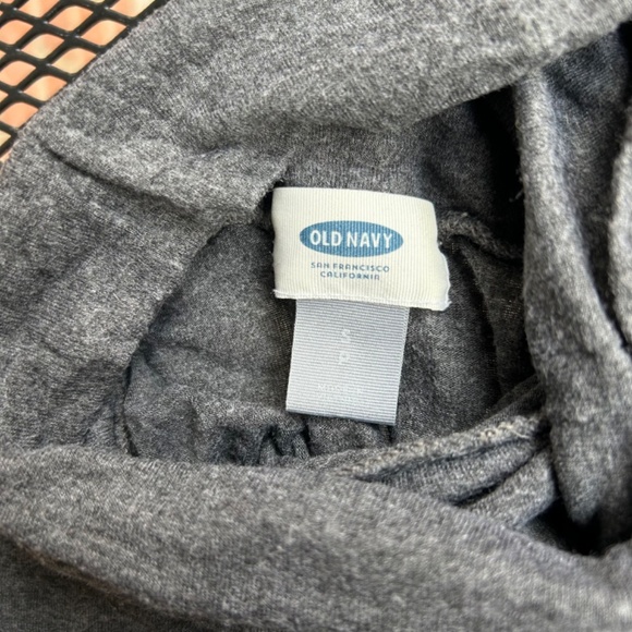 Old Navy women's grey turtleneck - Picture 3 of 4